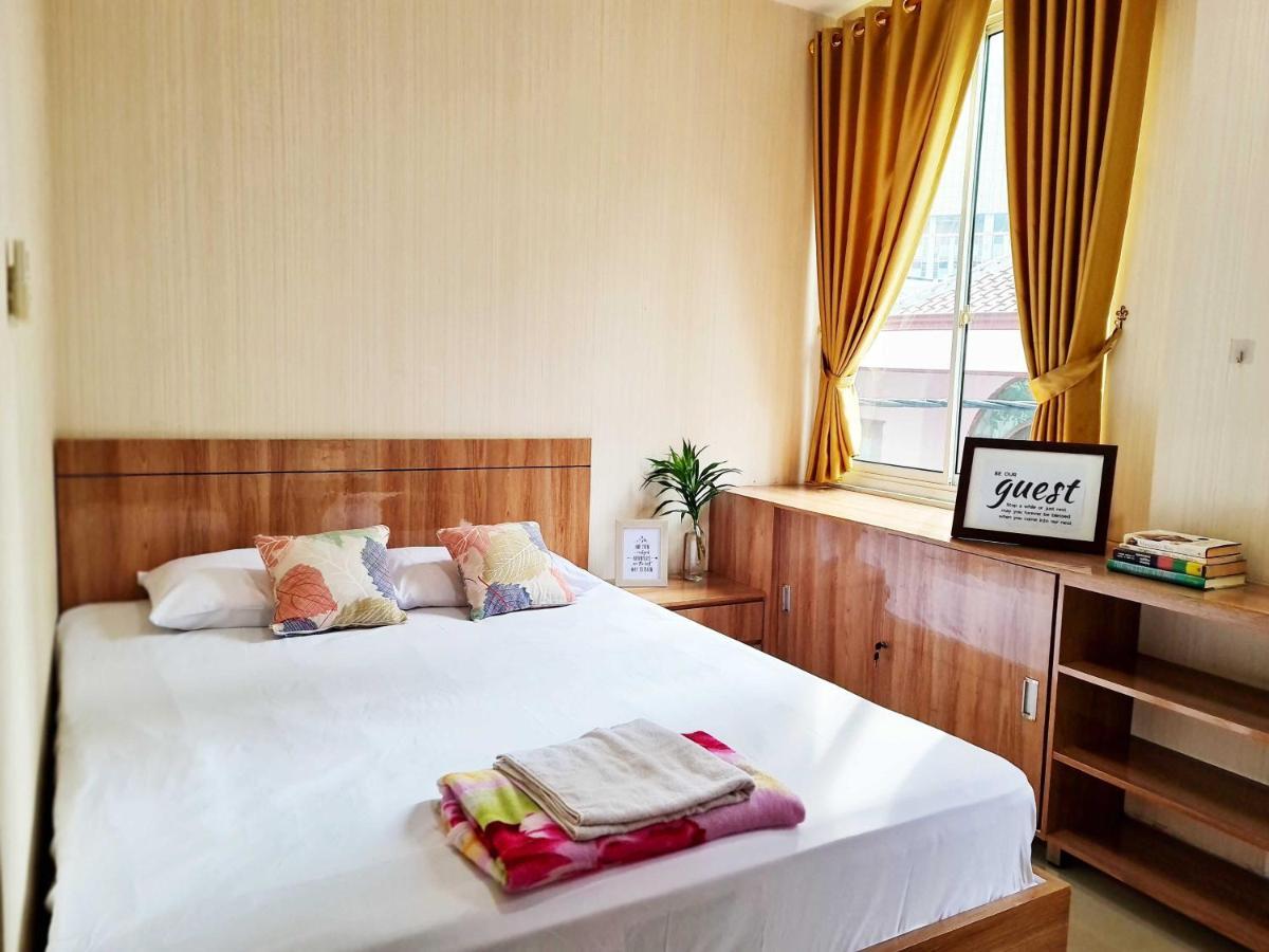 37 Guesthouse Jakarta Bagian luar foto